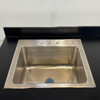 Formaspace 5' Stationary Lab bench w/ Sink image 3